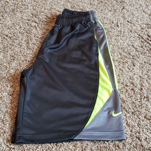 Nike short